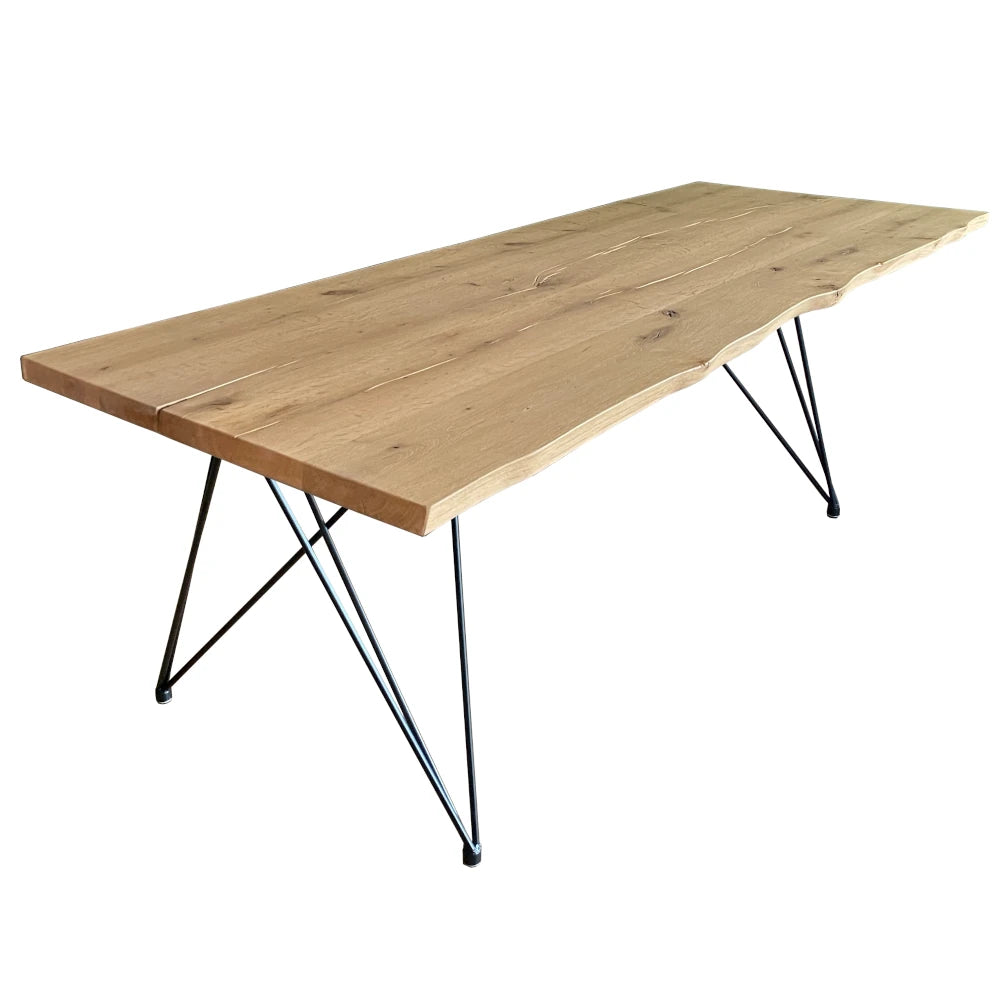 "Robert" -  Massivholztisch aus alten Dachböden