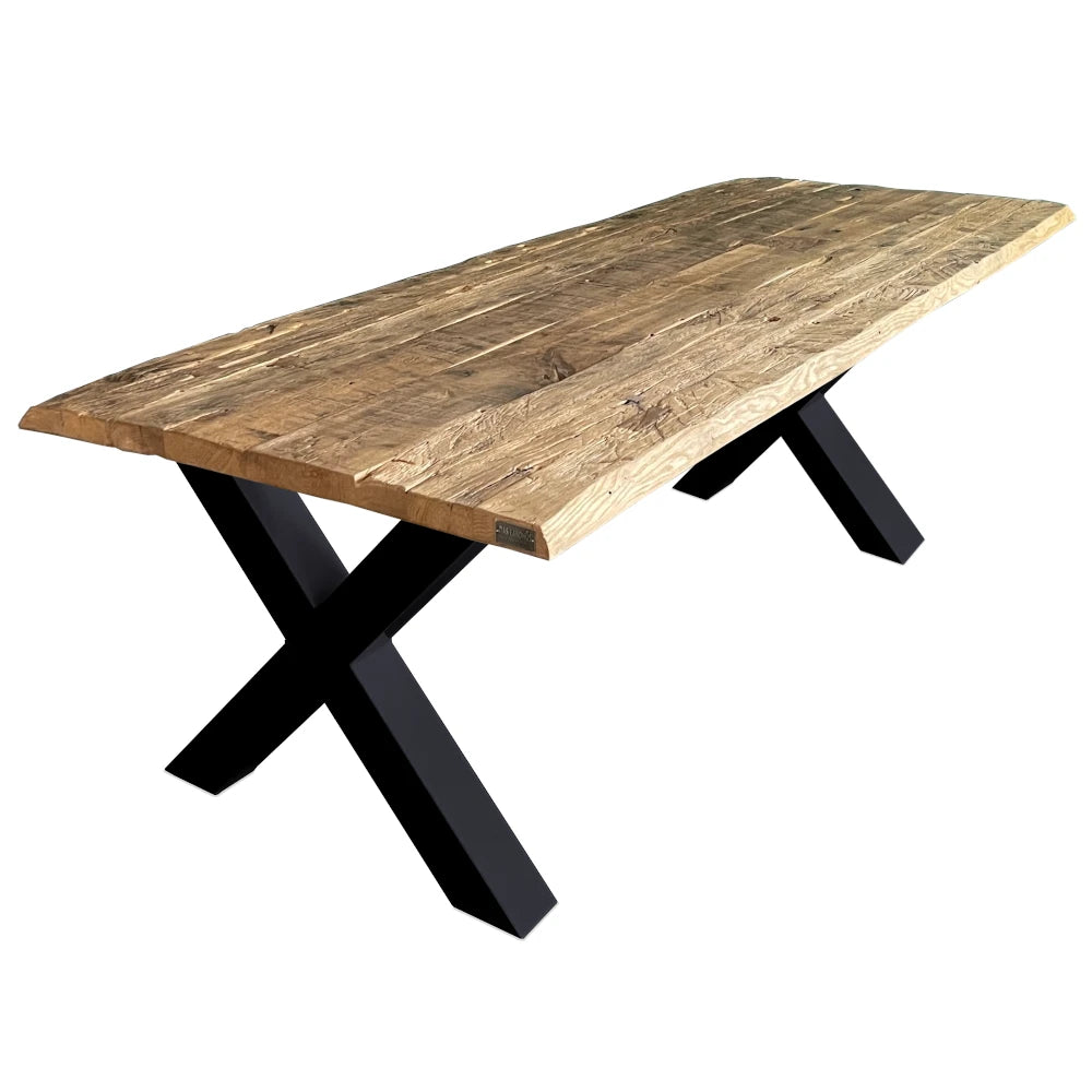 "Bertha" -  Massivholztisch aus sehr alten Scheunenbalken