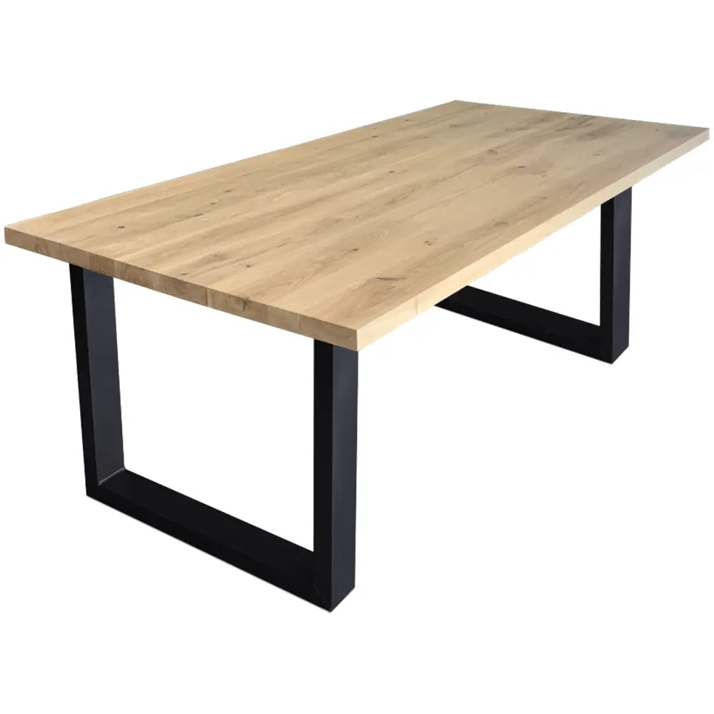 "Theo" - Massivholztisch mit gerader Tischkante