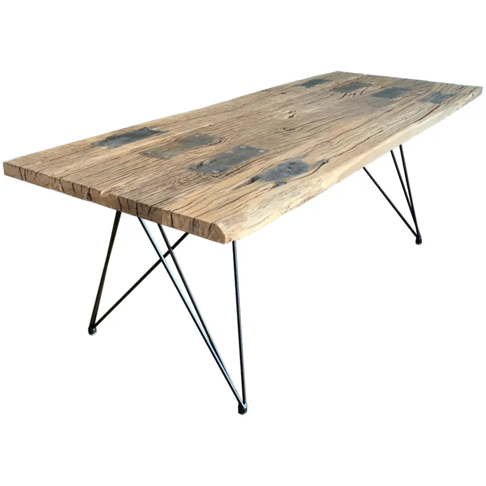 "Sietske" -  Massivholztisch aus alten & rustikalen Gleisbohlen aus Eiche*